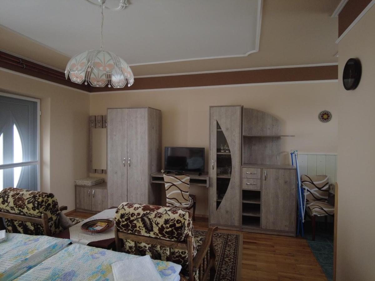 Stop Apartment Бік Екстер'єр фото